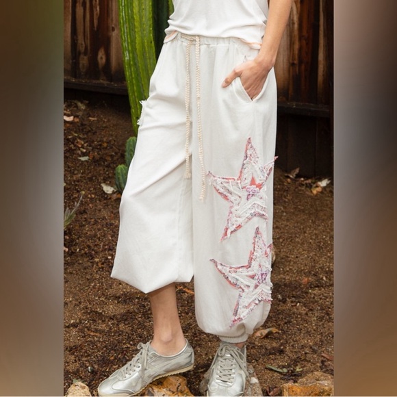 POL Ivory Star Patch Joggers | Embroidered Elastic Waist | Pockets - Picture 4 of 4